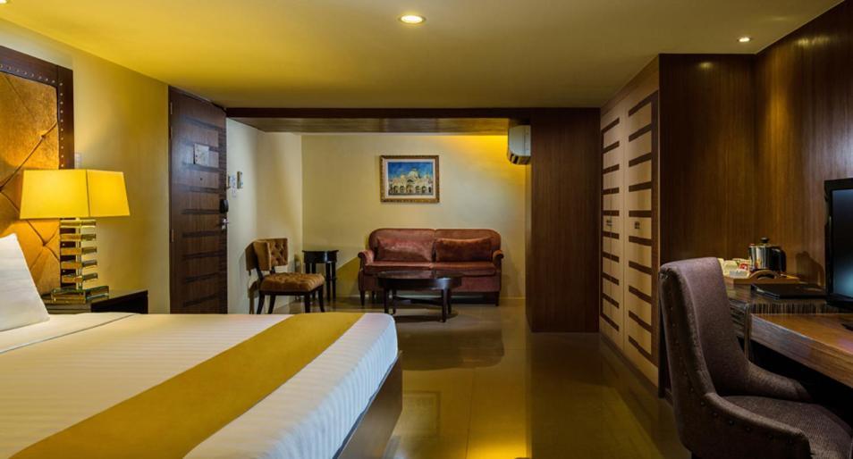 فندق مانيلافي  أجنحة توري فينيزيا المظهر الخارجي الصورة